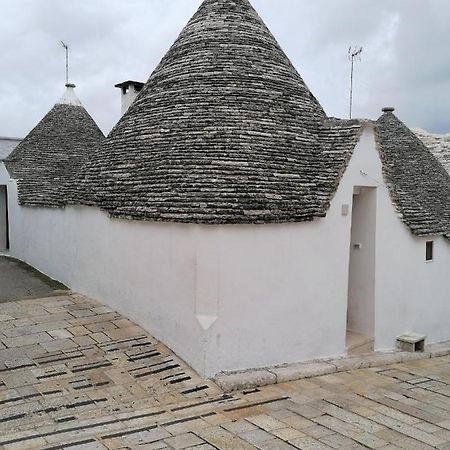 فيلا ألبيروبيللوفي Trullo Dell'Angolo المظهر الخارجي الصورة